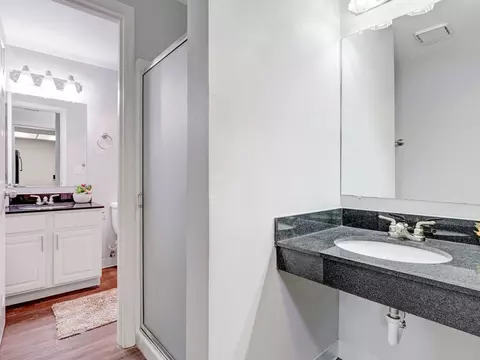 4322 7th Ave NE, Seattle, WA 98105 photo 28