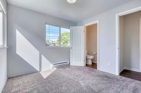 4322 7th Ave NE, Seattle, WA 98105 photo 45