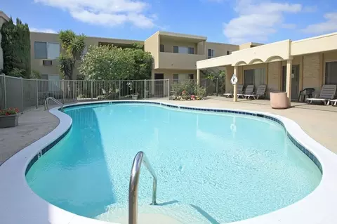 1072 E Madison Ave, El Cajon, CA 92021
