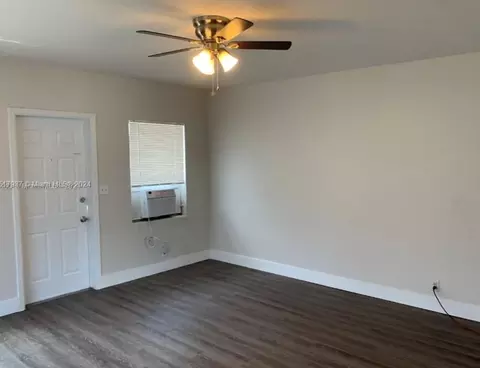 2342 N Federal Hwy, Hollywood, FL 33020