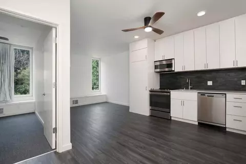 1622 Aurora Ave N, Seattle, WA 98109
