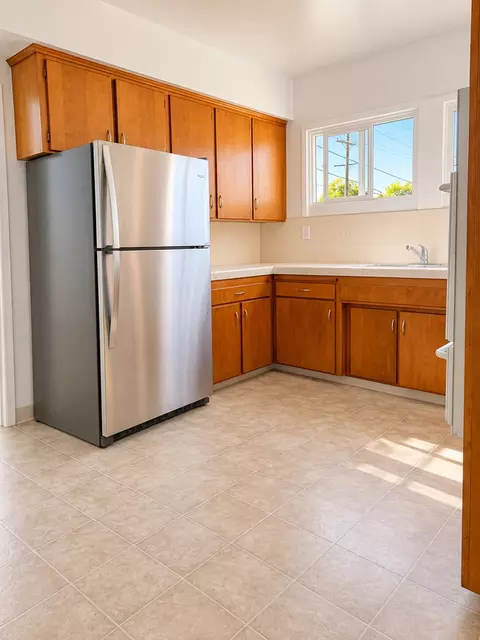 3140 E 3rd St, Long Beach, CA 90814