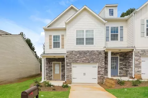 52 Mallory Dr, Dawsonville, GA 30534