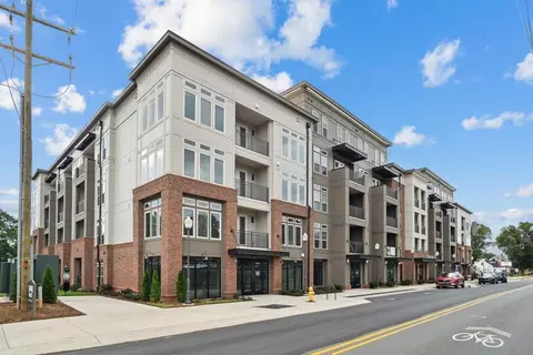 222 S Main St, Mooresville, NC 28115