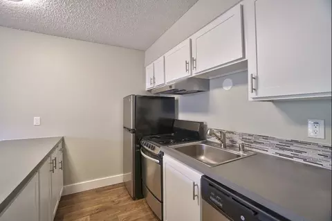 165 SW Eastman Pkwy, Gresham, OR 97080