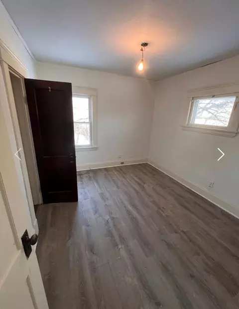 9509 Parkview Ave, Cleveland, OH 44104