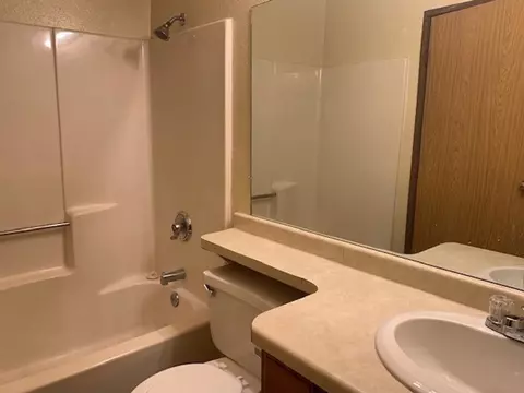 10001 W Appleton Ave, Milwaukee, WI 53225