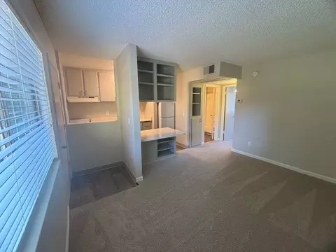 5915 Kenneth Ave, Carmichael, CA 95608