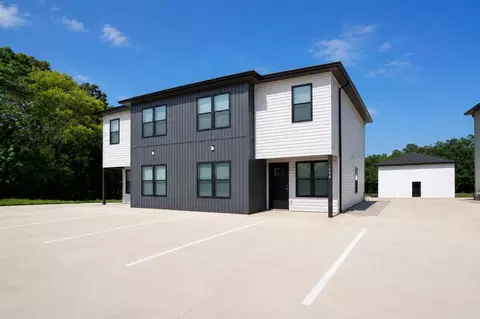 708 704 706 708 Pennsylvania NW, Jacksonville, AL 36265
