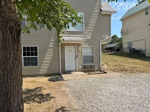 701 S Florence St, Carthage, MO 64836