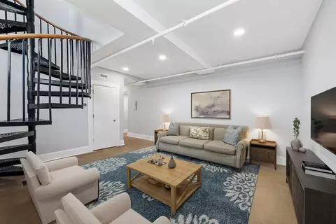 3301 Park Ave, Saint Louis, MO 63104