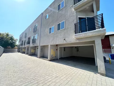 5685 5661 5669 5677 5685 N Elmer Ave, Los Angeles, CA 91601