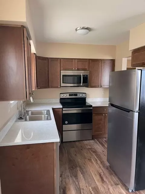 2 Mumford Pl, Longmont, CO 80501