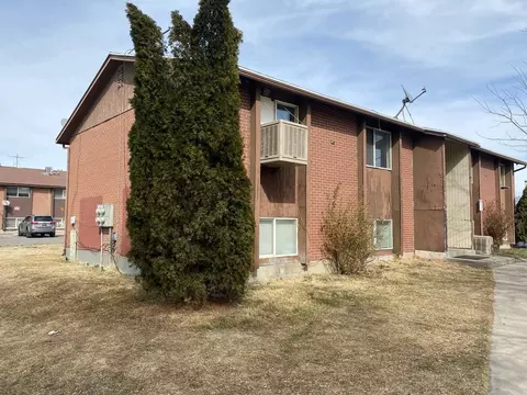 2517 S Lakecrest Dr, West Valley City, UT 84119