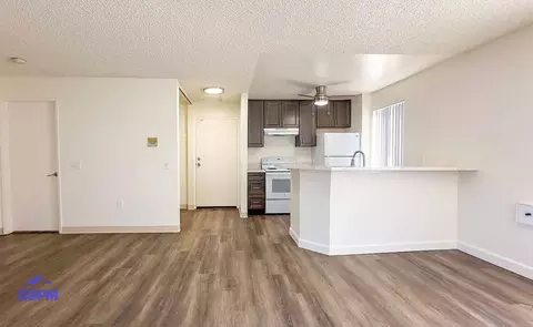 1225 E Grand Ave, Escondido, CA 92027