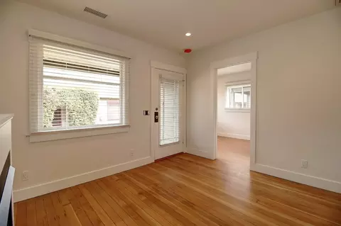 617 De La Vina St, Santa Barbara, CA 93101