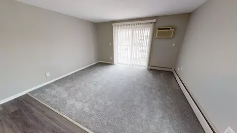 300 Courtland Dr #5K, Monroe, OH 45050 photo 2