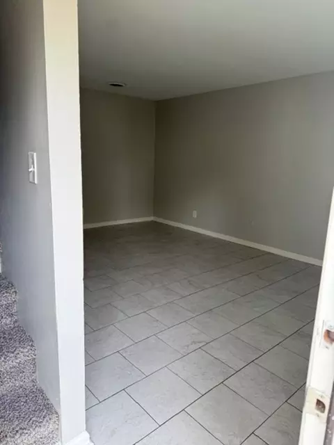 400 Greenbriar Rd, Greensboro, NC 27405