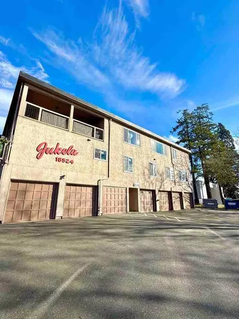 18524 Linden Ave N, Shoreline, WA 98133
