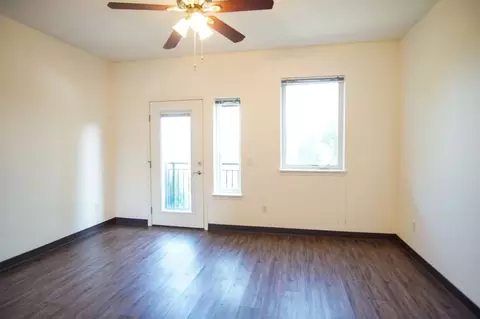 103 S Meade St, Portland, OR 97201