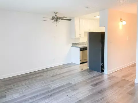 5311 College Oak Dr, Sacramento, CA 95841