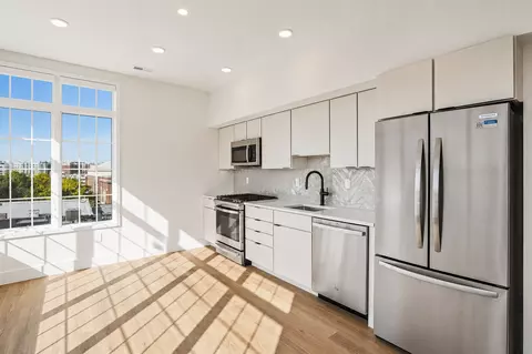 716 L St SE, Washington, DC 20003