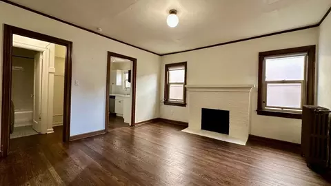 5234 University Way NE, Seattle, WA 98105