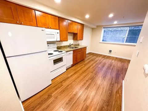 515 E Denny Way, Seattle, WA 98122