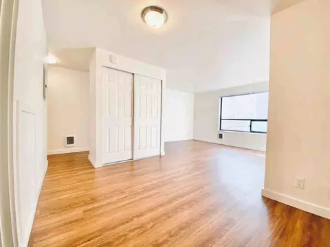 515 E Denny Way, Seattle, WA 98122