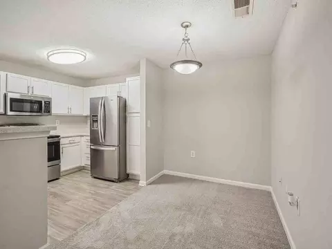 215 William Penn Plz, Durham, NC 27704 photo 18