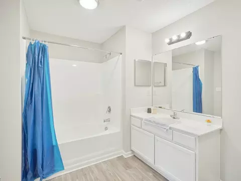 215 William Penn Plz, Durham, NC 27704 photo 24
