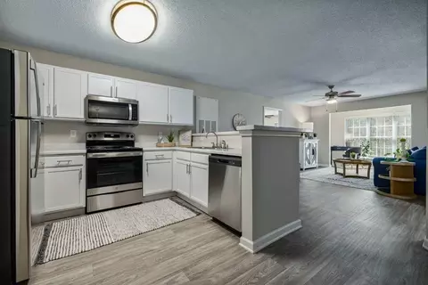 215 William Penn Plz, Durham, NC 27704 photo 2