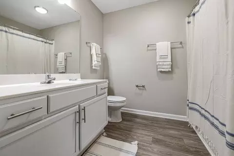 215 William Penn Plz, Durham, NC 27704 photo 12