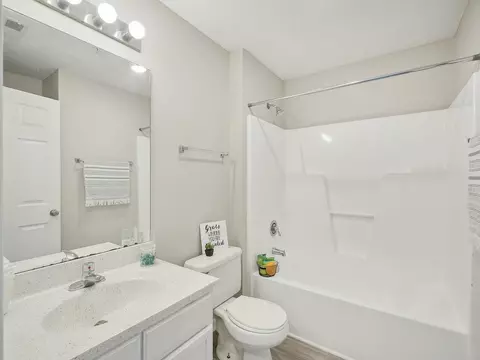 215 William Penn Plz, Durham, NC 27704 photo 23