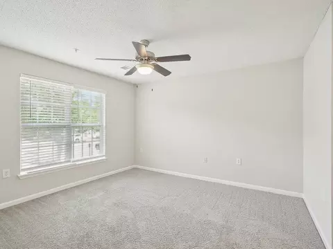 215 William Penn Plz, Durham, NC 27704 photo 21