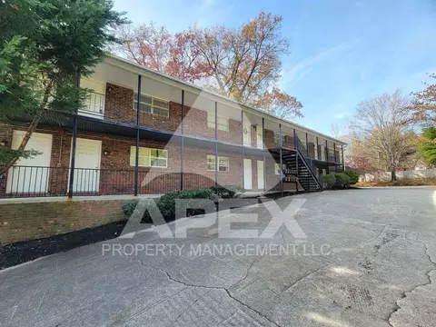 2700 Holbrook Dr, Knoxville, TN 37918