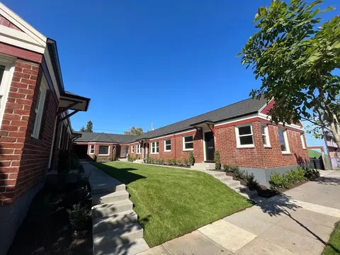 6411 N Albina Ave, Portland, OR 97217