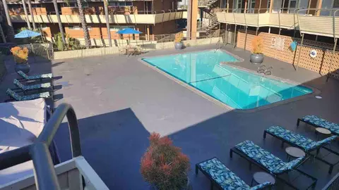 410 Raymondale Dr, South Pasadena, CA 91030