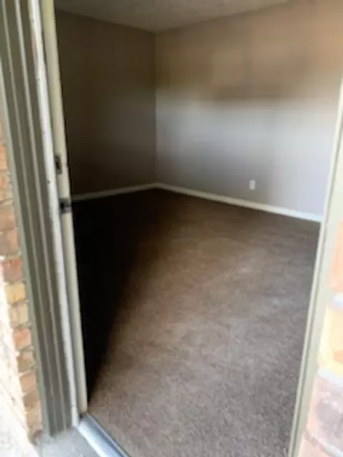 3319 Avenue H, Nederland, TX 77627