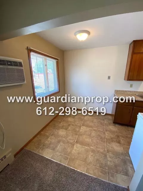 1145 Cxl 73126selling 7th St W, Saint Paul, MN 55102