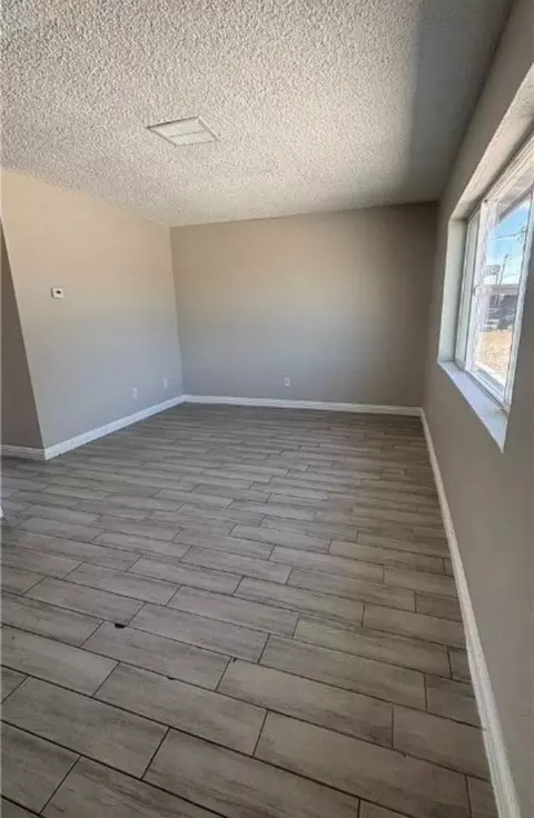 718 W Wilson Ave, Las Vegas, NV 89106