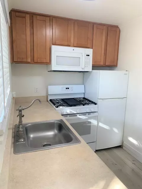 111 6th St, West Sacramento, CA 95605