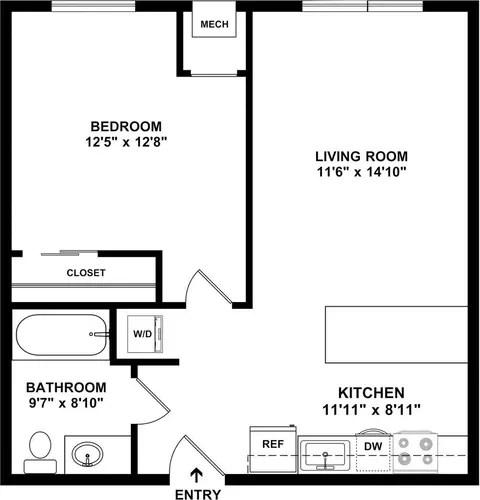 120 W Pine Lake Dr, Newaygo, MI 49337
