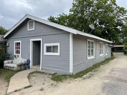 148 Gifford St, San Antonio, TX 78211