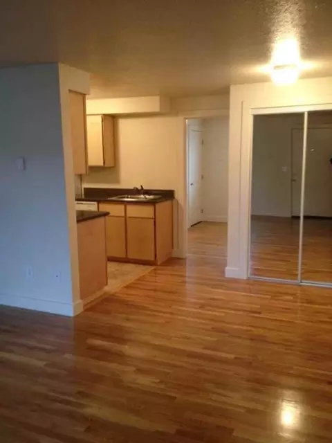 2801 N Ainsworth St, Portland, OR 97217