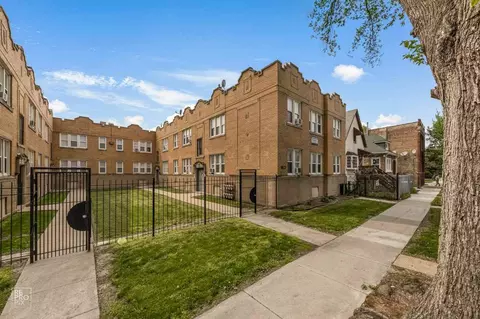 1042 N Leamington Ave, Chicago, IL 60651 photo 8