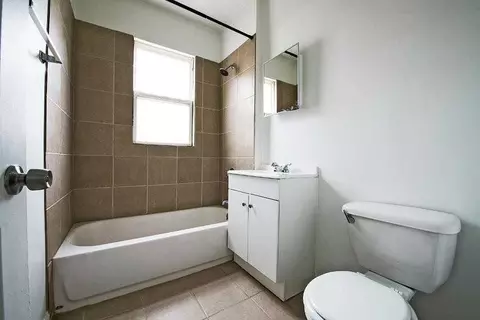 1042 N Leamington Ave, Chicago, IL 60651 photo 3