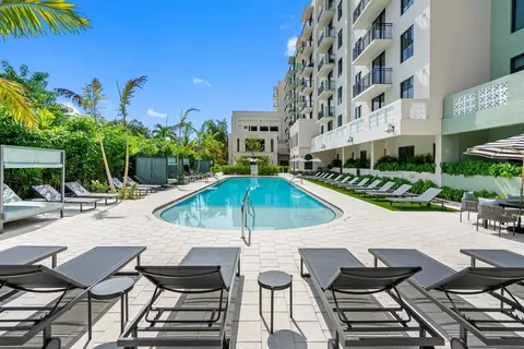 2555 NE 179th St, Miami, FL 33162 photo 6