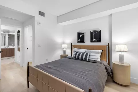 2555 NE 179th St, Miami, FL 33162 photo 50