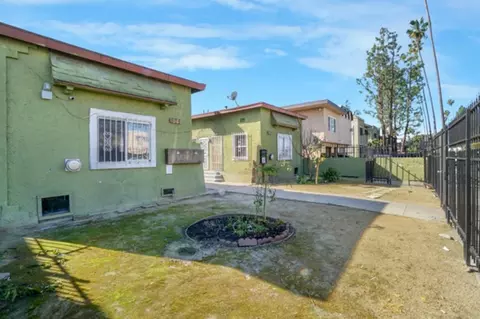 606 W 81st St, Los Angeles, CA 90044